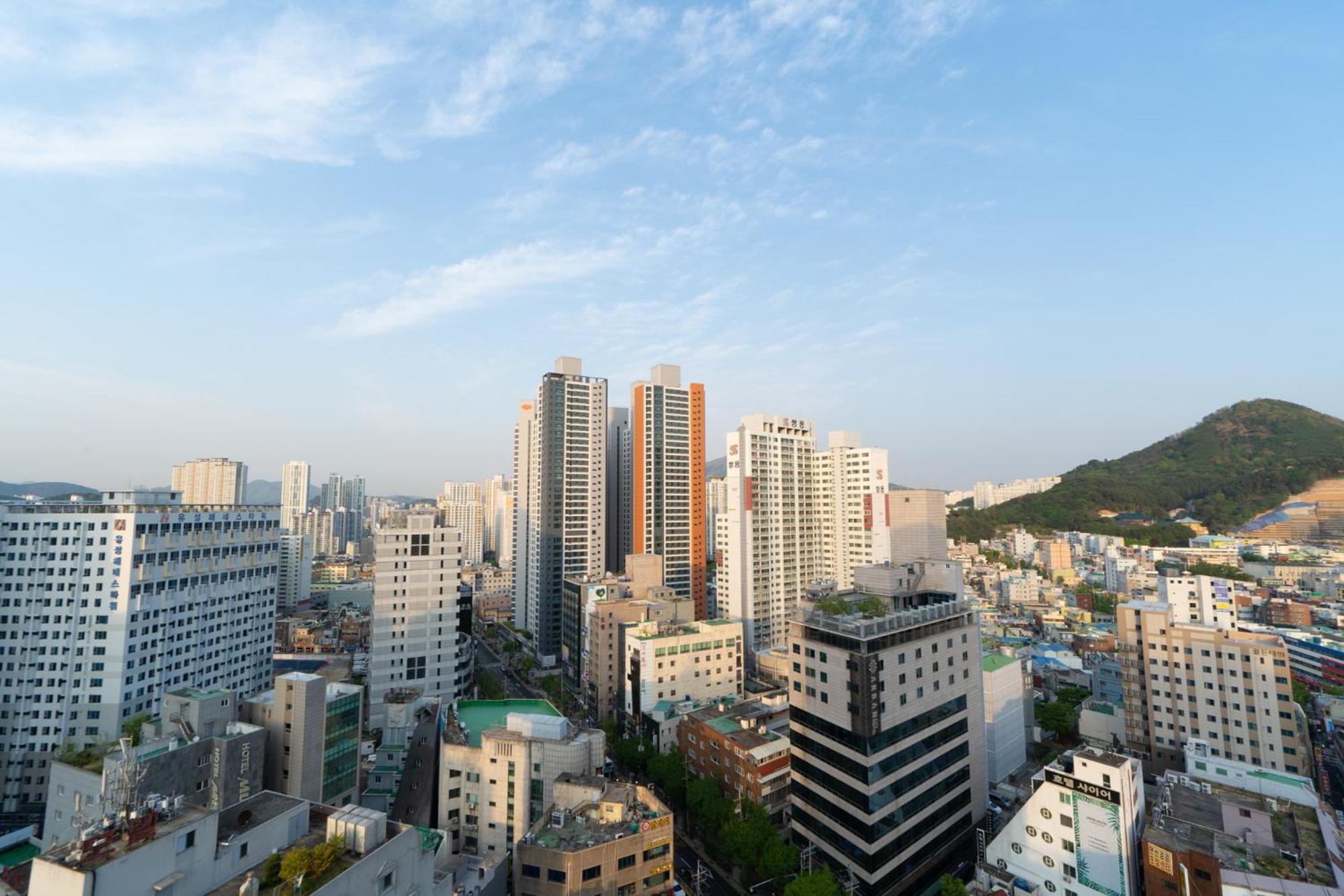 Urbanstay Busan Cityhall Εξωτερικό φωτογραφία